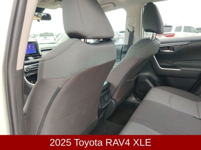 2025 Toyota RAV4 XLE