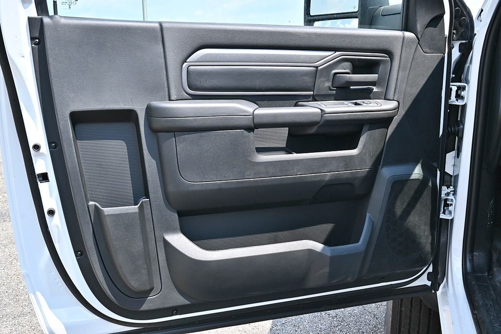 2026 RAM 5500HD Tradesman