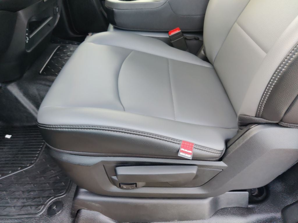 2026 RAM 3500 Tradesman 167.5 WB