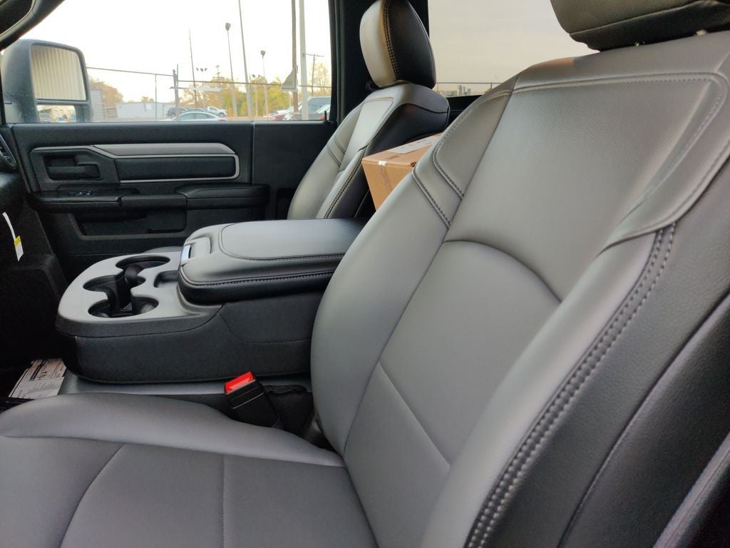 2026 RAM 3500 Tradesman 167.5 WB