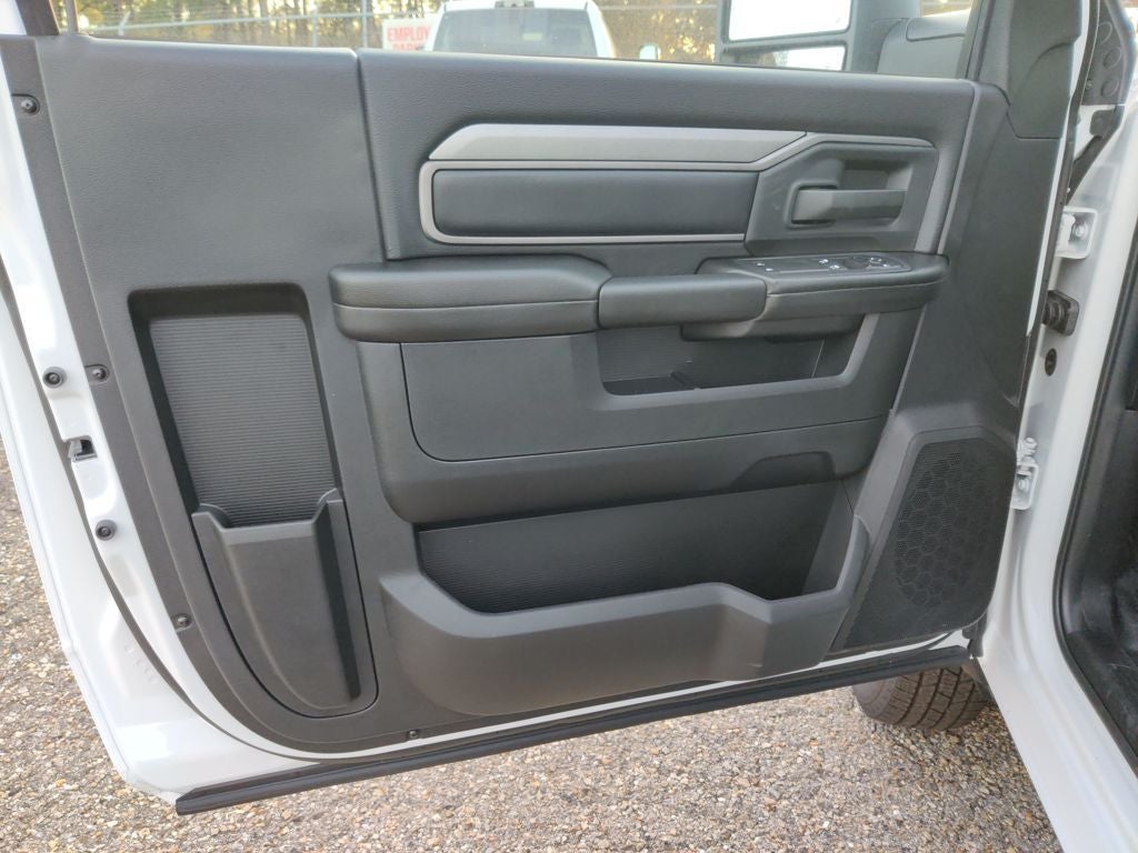 2026 RAM 3500 Tradesman 167.5 WB