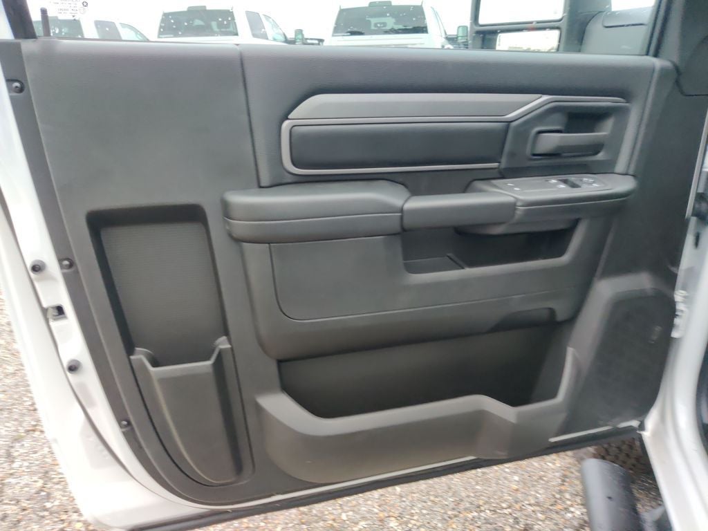 2026 RAM 3500 Tradesman 167.5 WB