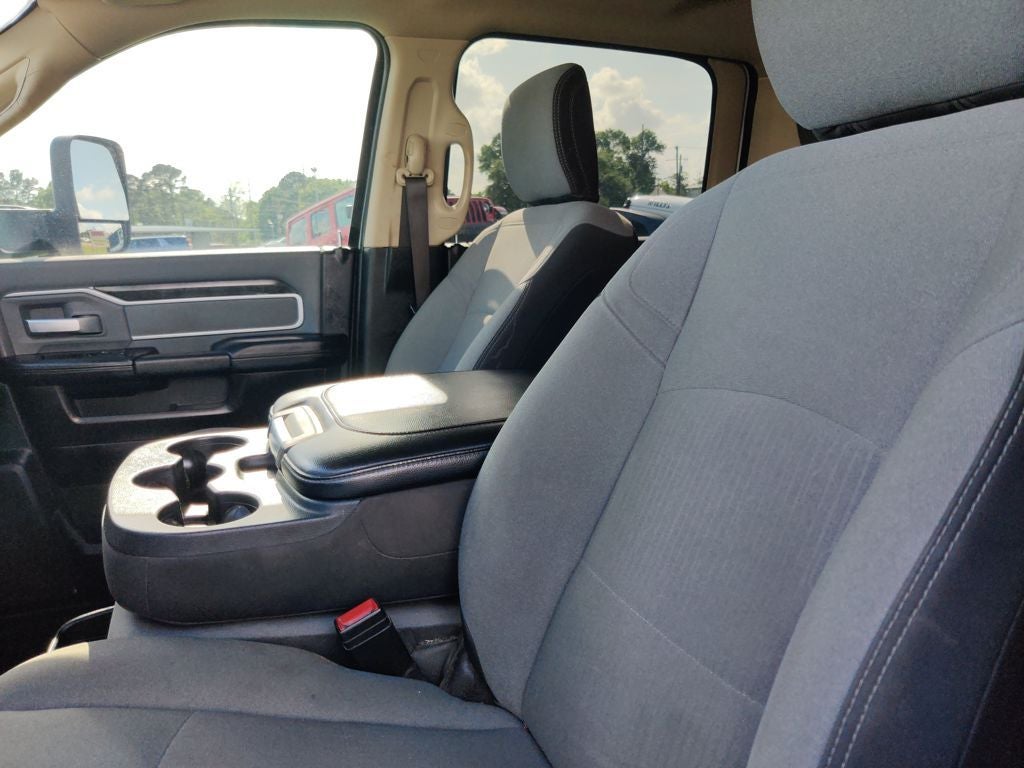 2019 RAM 3500 Chassis Cab SLT