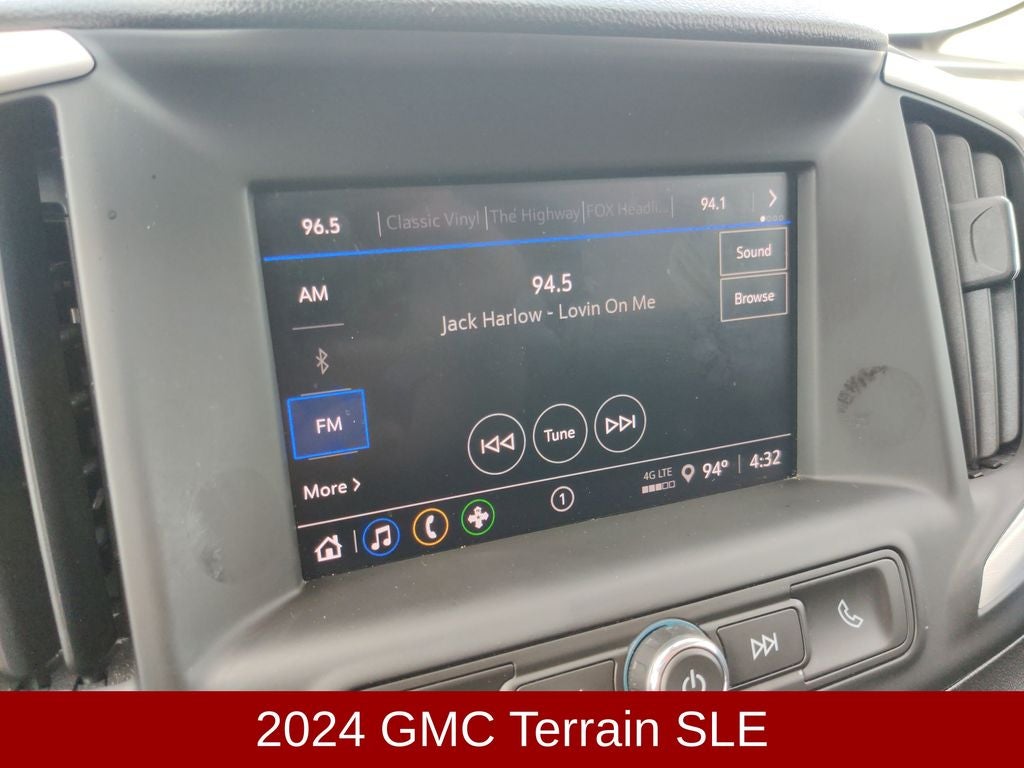2024 GMC Terrain SLE
