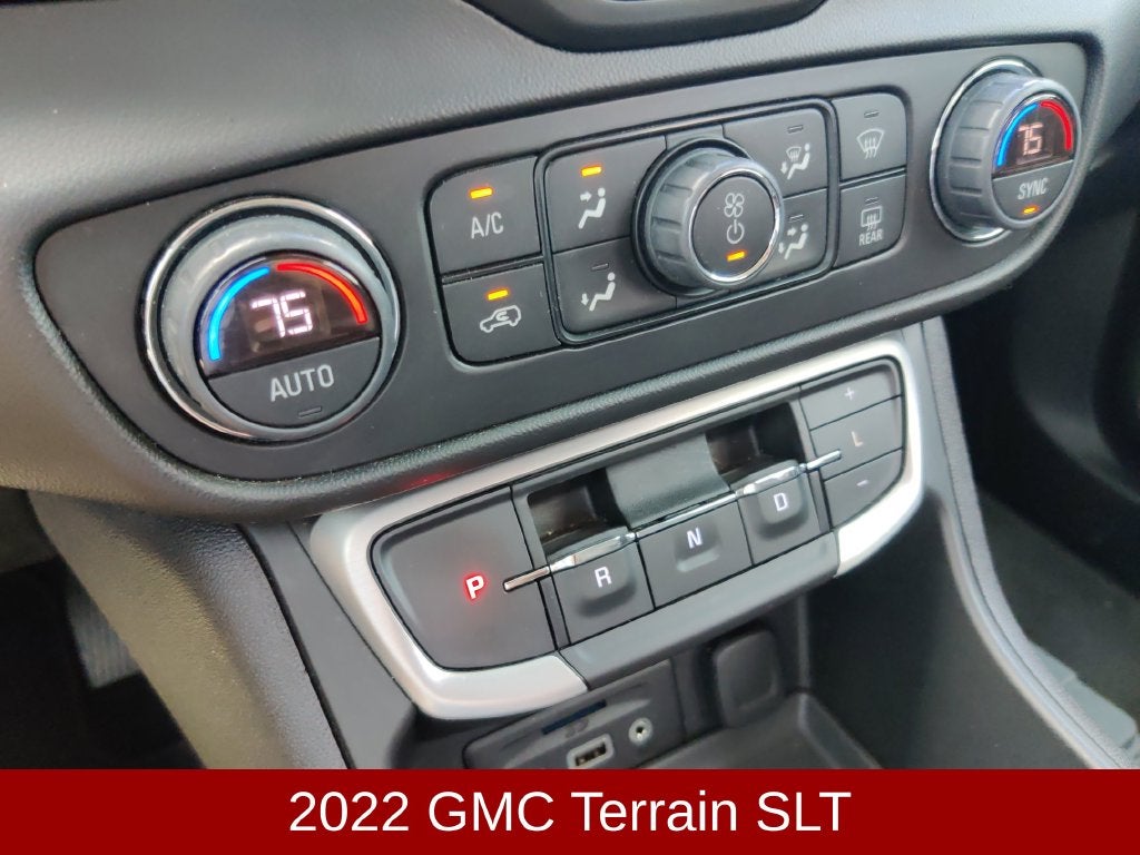 2022 GMC Terrain SLT