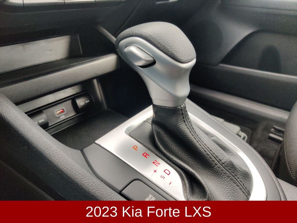 2023 Kia Forte LXS