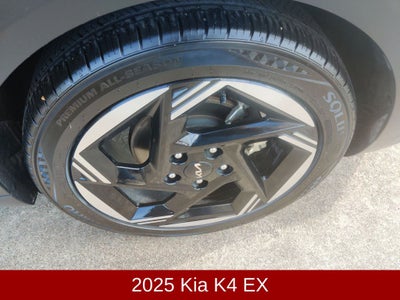 2025 Kia K4 EX