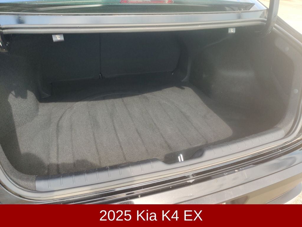 2025 Kia K4 EX