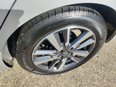 2023 Nissan Versa 1.6 SV