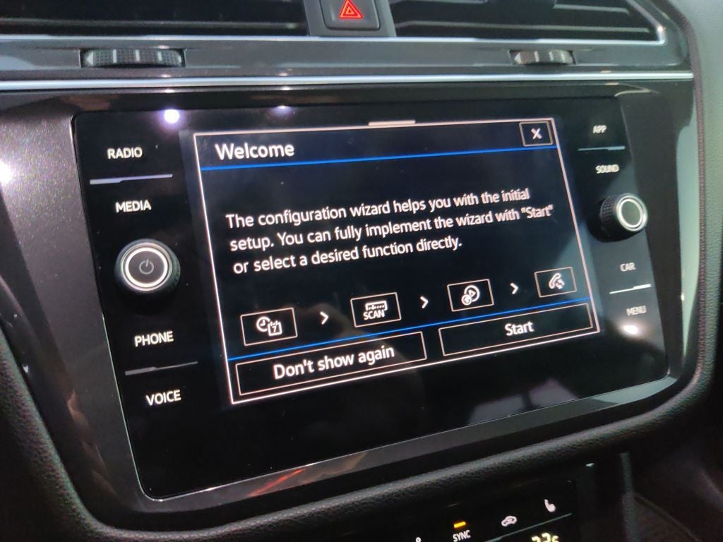 2023 Volkswagen Tiguan 2.0T SE R-Line Black