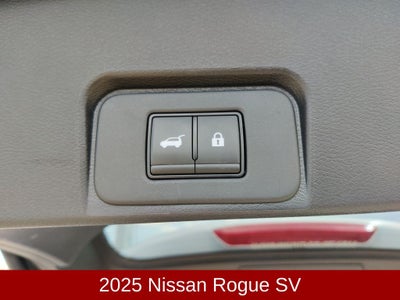 2025 Nissan Rogue SV