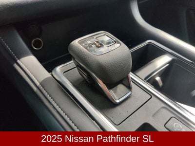 2025 Nissan Pathfinder SL
