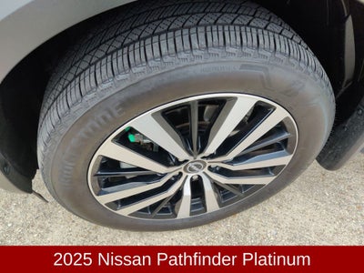 2025 Nissan Pathfinder Platinum