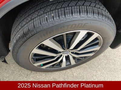 2025 Nissan Pathfinder Platinum