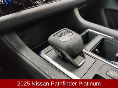 2025 Nissan Pathfinder Platinum