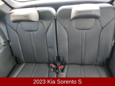 2023 Kia Sorento S