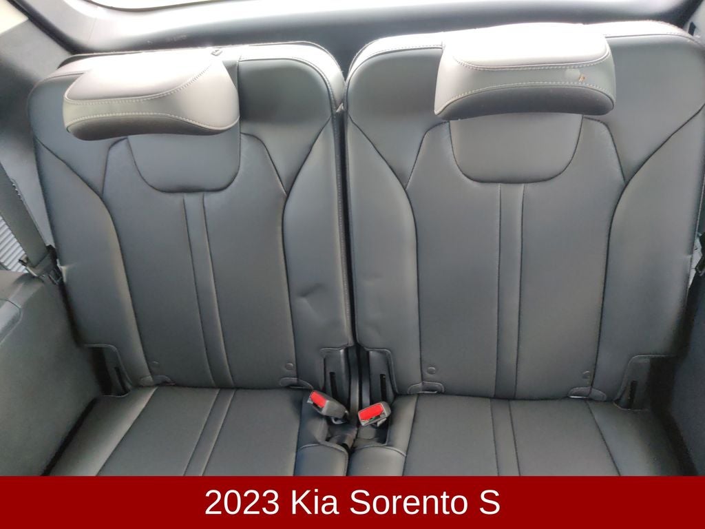 2023 Kia Sorento S