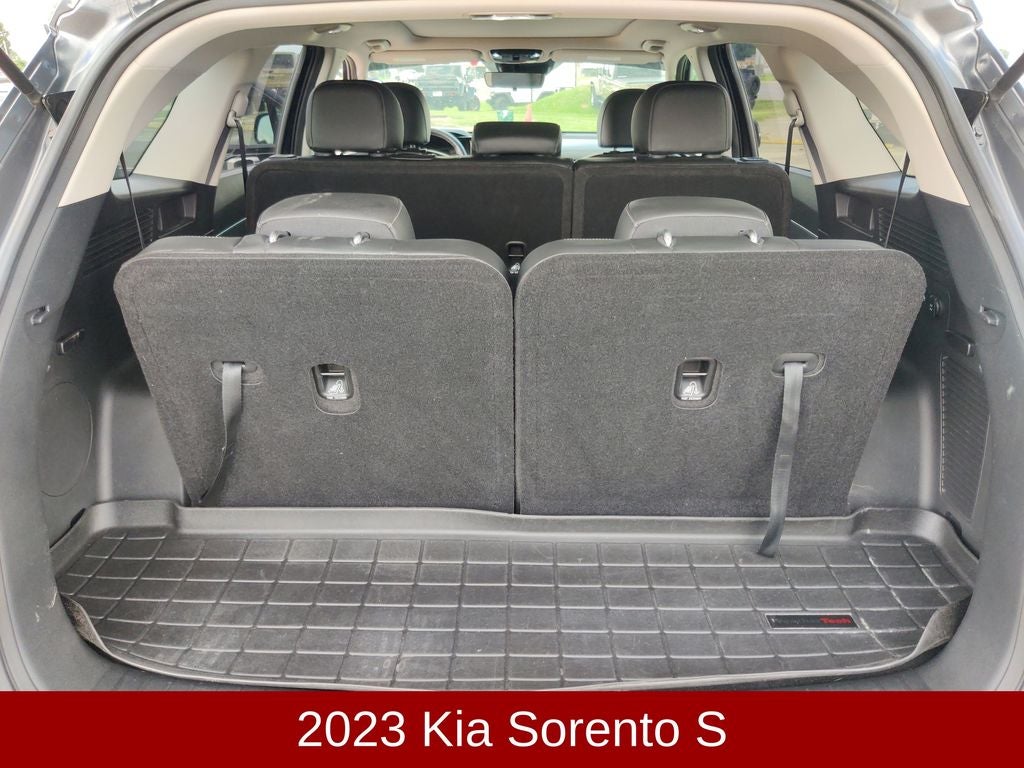 2023 Kia Sorento S
