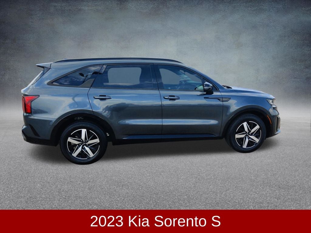 2023 Kia Sorento S