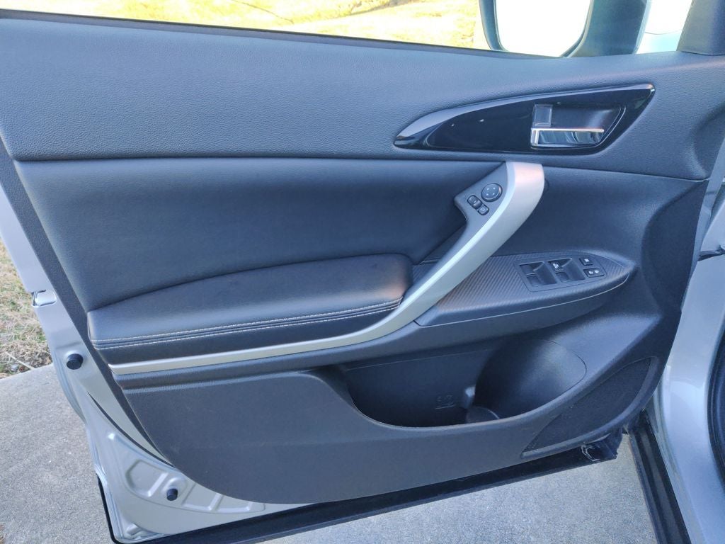 2024 Mitsubishi Eclipse Cross Base