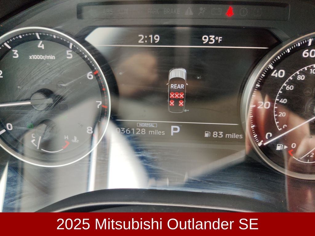 2025 Mitsubishi Outlander SE