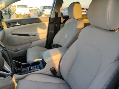 2020 Hyundai Tucson SE