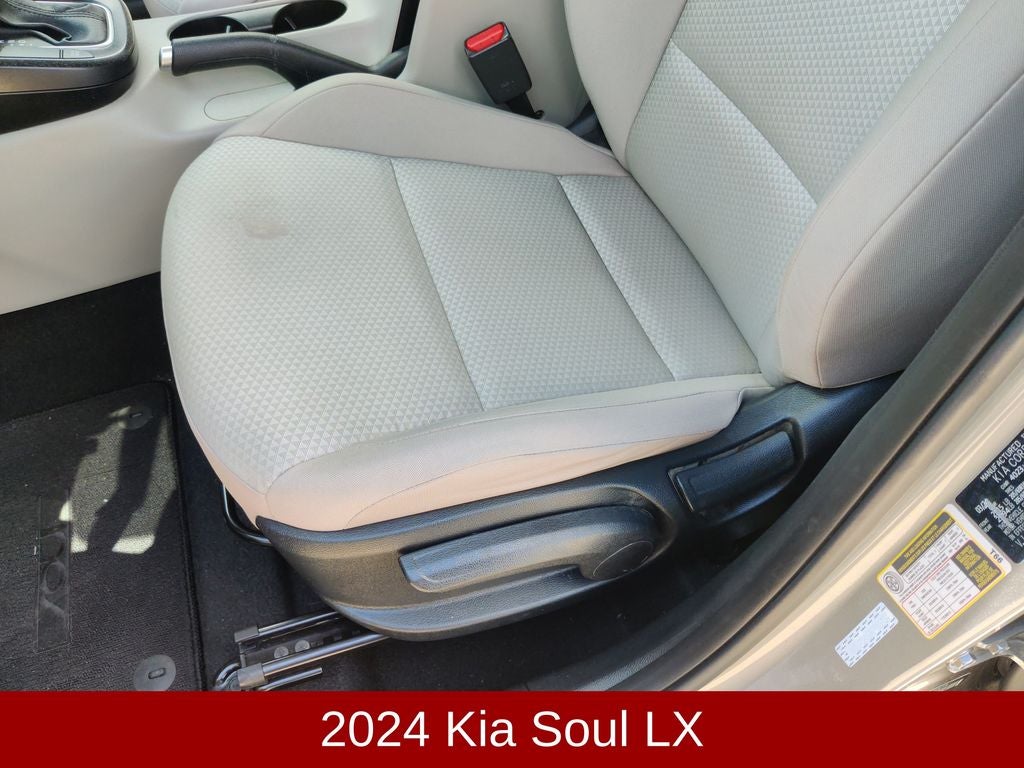 2024 Kia Soul LX