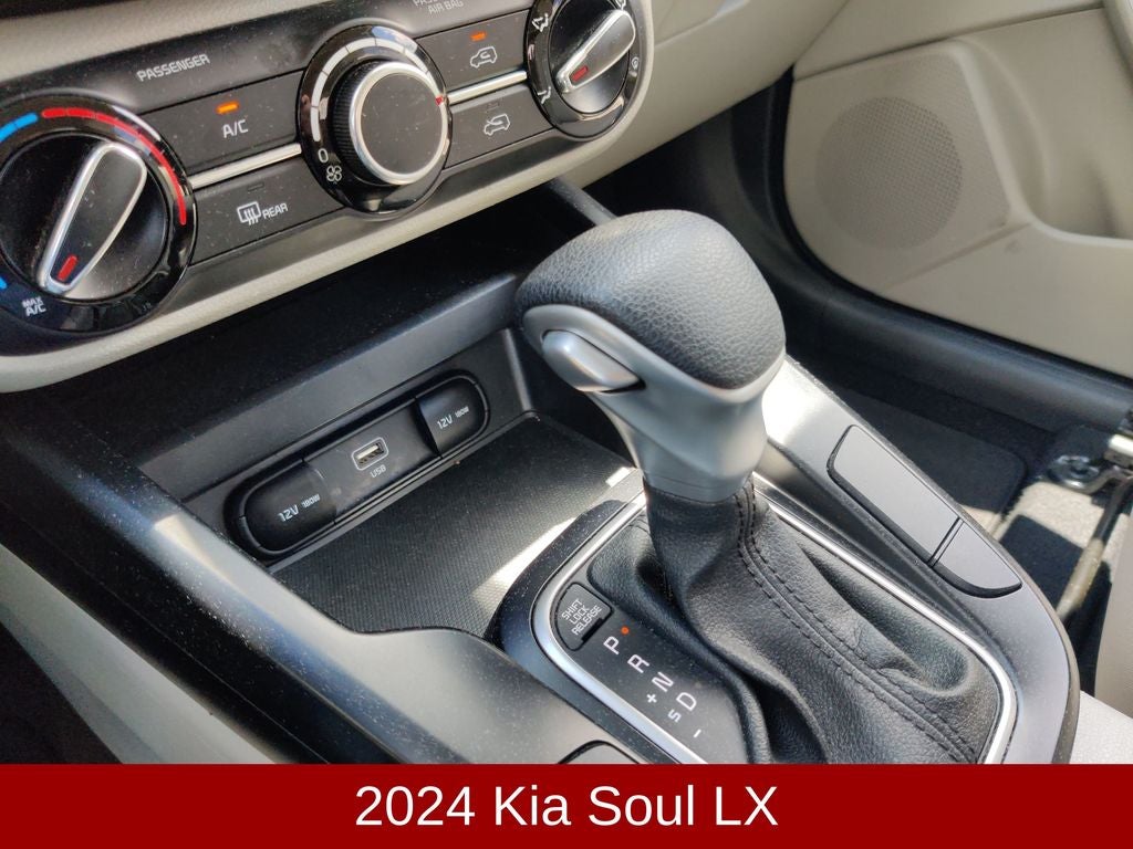 2024 Kia Soul LX