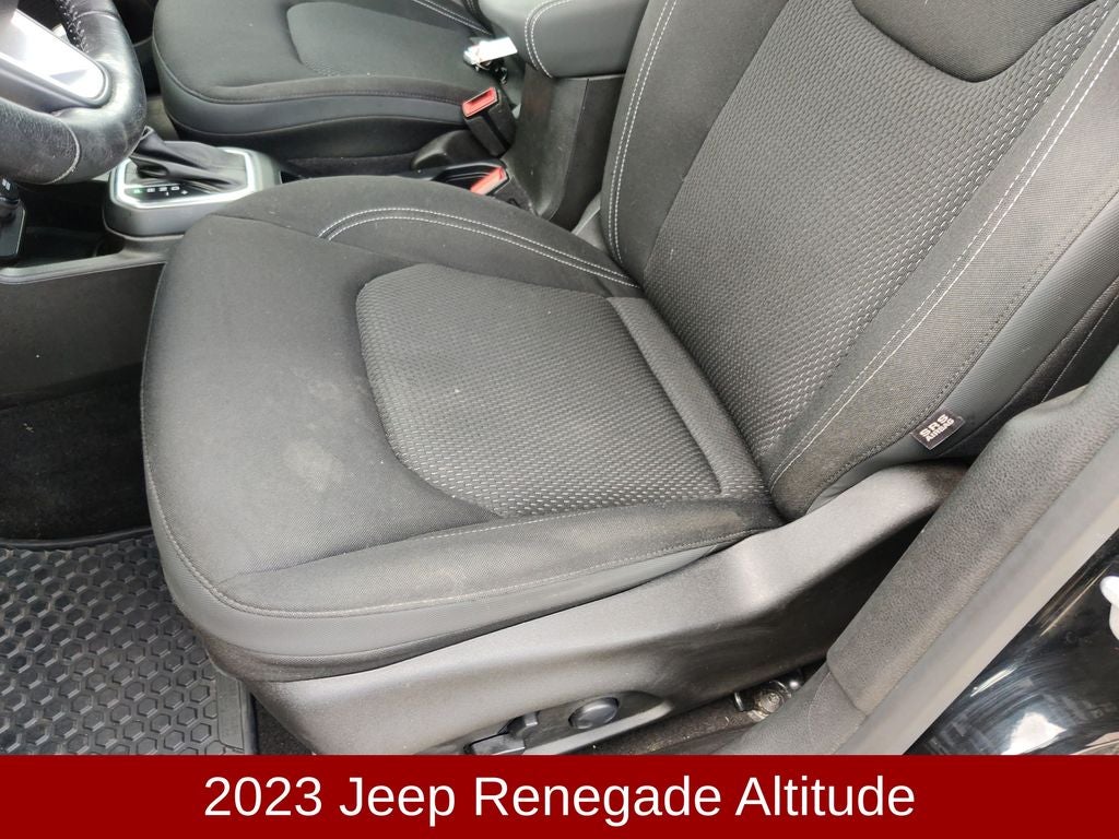 2023 Jeep Renegade Altitude