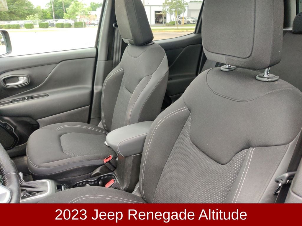 2023 Jeep Renegade Altitude