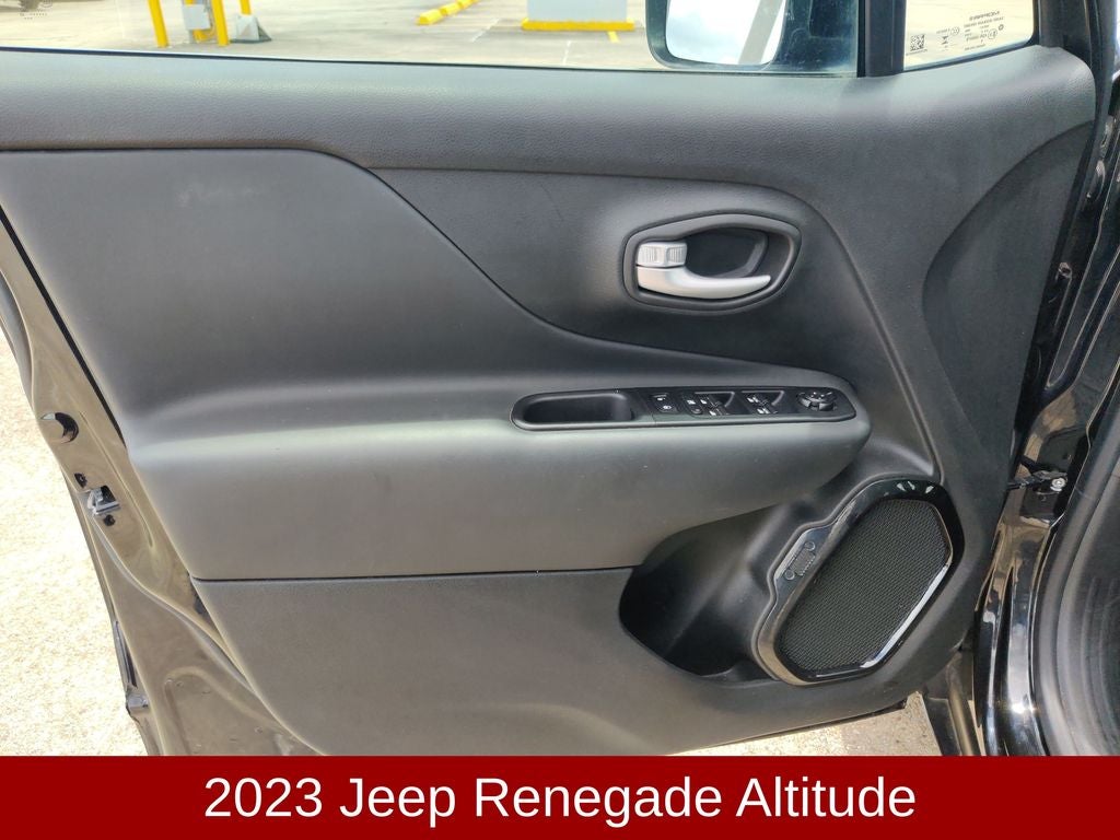 2023 Jeep Renegade Altitude