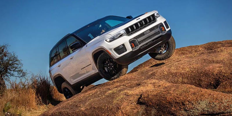 2026 Jeep Grand Cherokee Climbing Rocks Lafayette, LA